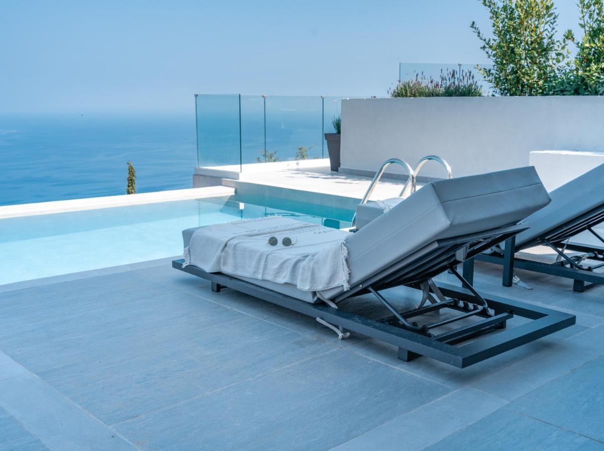 Anadeo Villas & Suites Exanthia Dış mekan fotoğraf