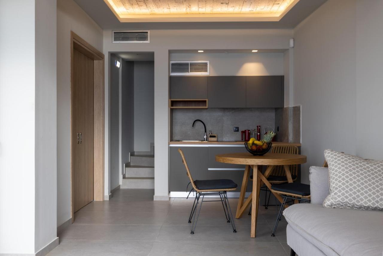 Anadeo Villas & Suites Exanthia Dış mekan fotoğraf