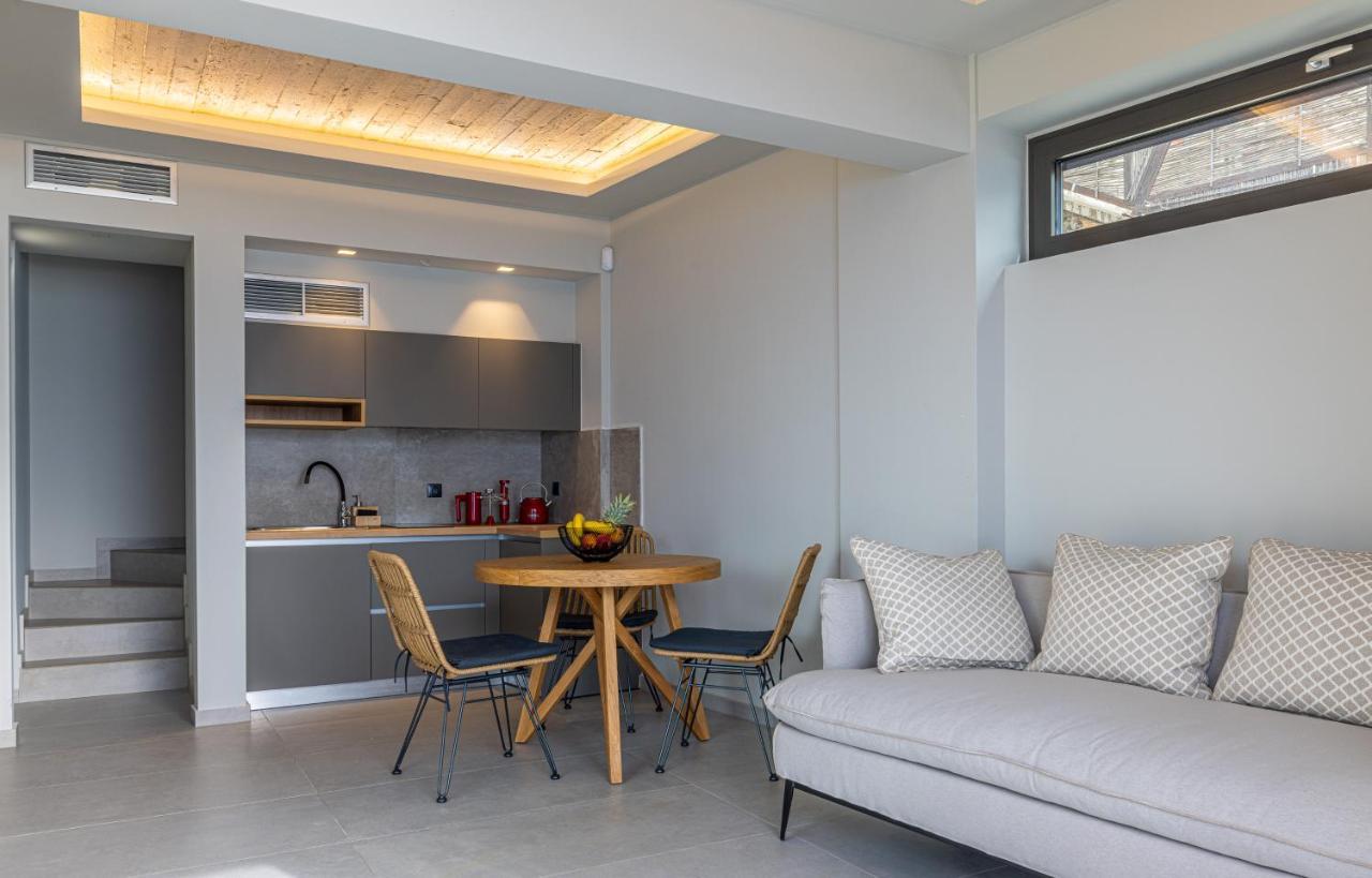 Anadeo Villas & Suites Exanthia Dış mekan fotoğraf
