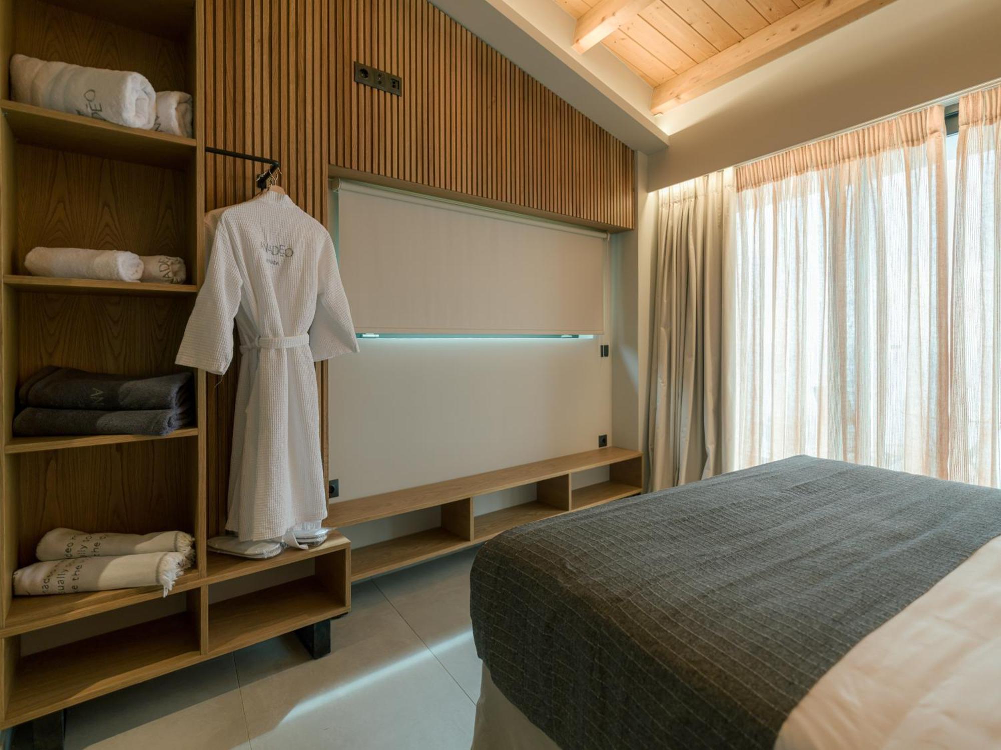 Anadeo Villas & Suites Exanthia Dış mekan fotoğraf