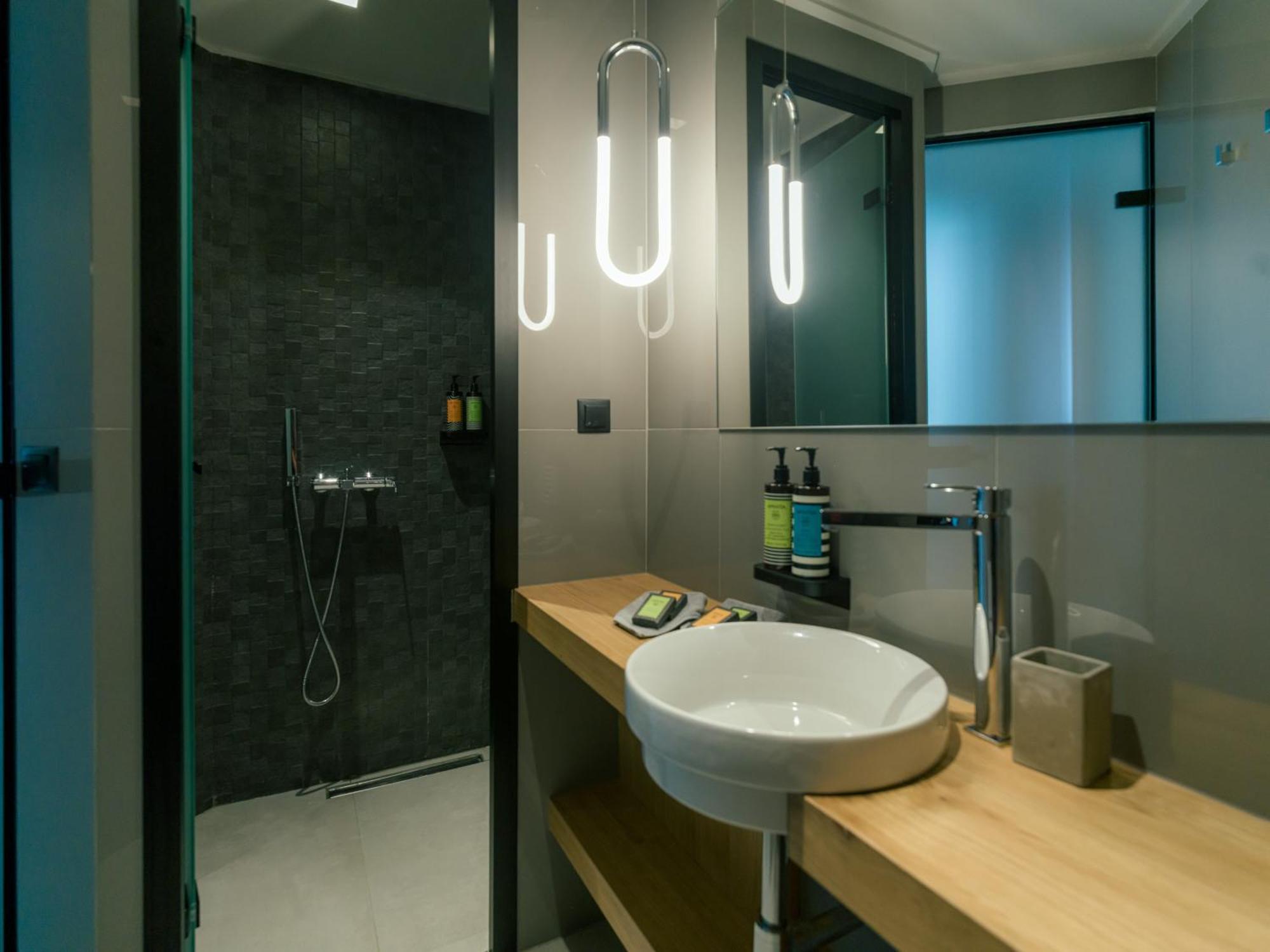 Anadeo Villas & Suites Exanthia Dış mekan fotoğraf