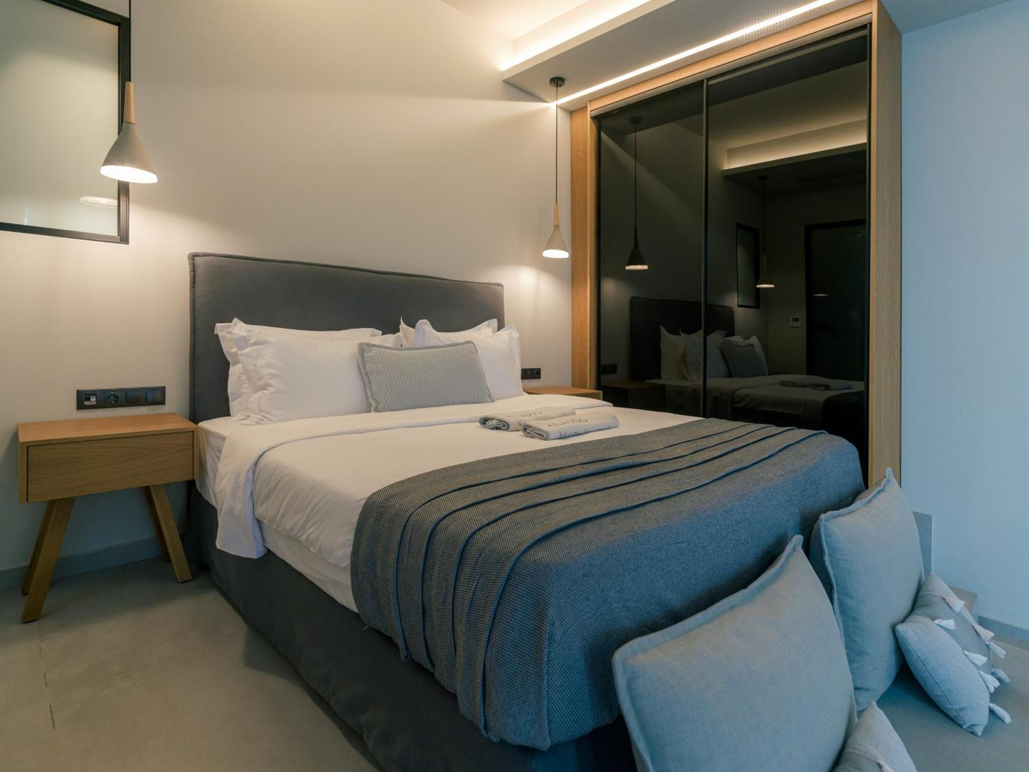 Anadeo Villas & Suites Exanthia Dış mekan fotoğraf