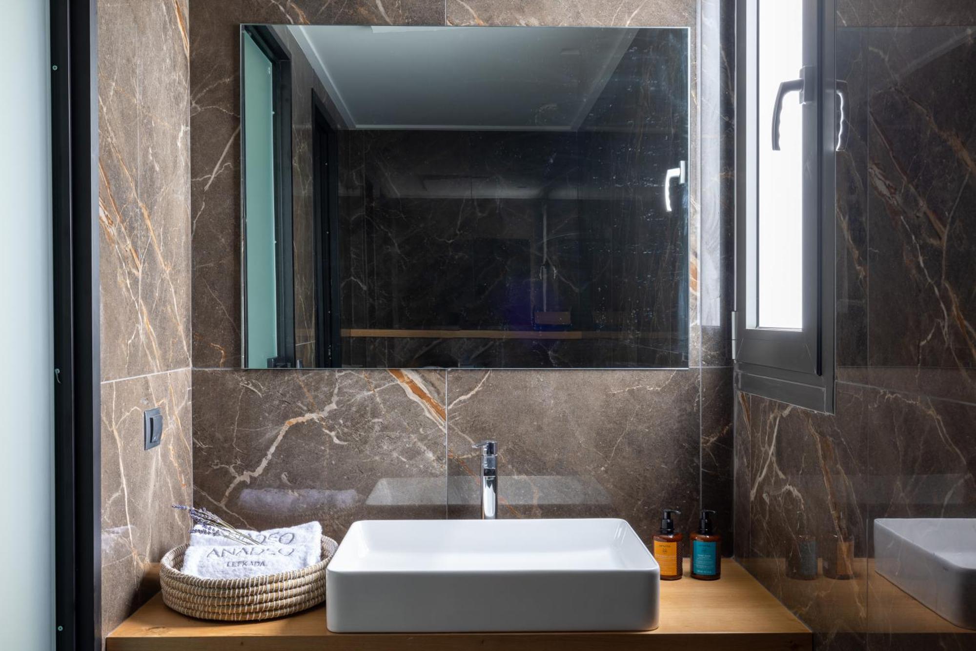 Anadeo Villas & Suites Exanthia Dış mekan fotoğraf