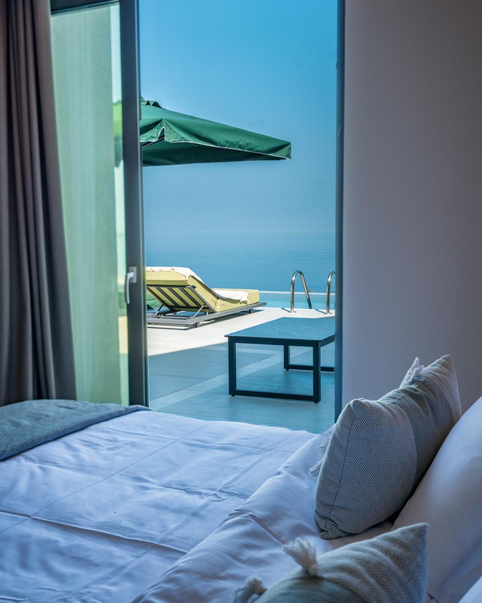 Anadeo Villas & Suites Exanthia Dış mekan fotoğraf